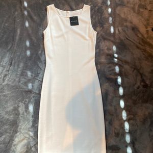 Classic St John White Knot Sleeveless dress